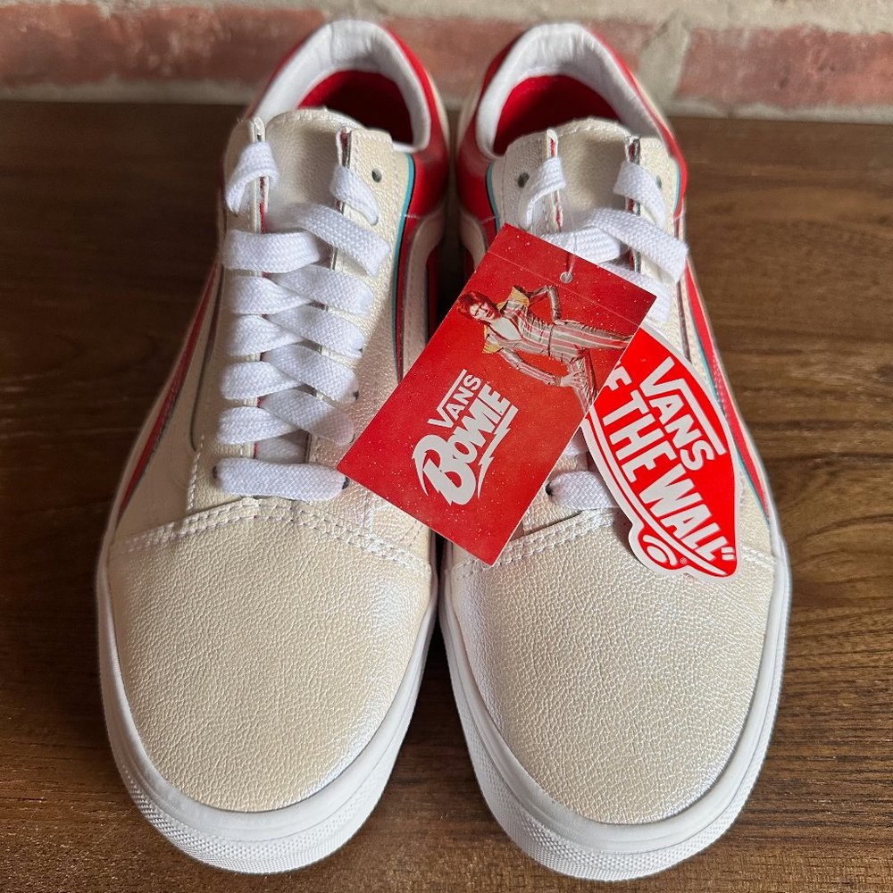 RARE NWT NEVER WORN David Bowie Aladdin Sane Old Skool VANS - W8.5